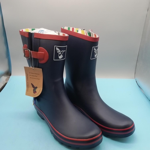 75A - Boxed Brand New Evercreatures 'Raspnavy' Short Wellies. UK size 8 EU 41.