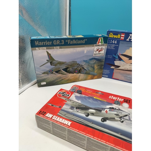 782 - Collection of 5 Model Kits to include Italeri 1:72 Scale F-4S Phantom II and Harrier GR 3 'Falkland'... 