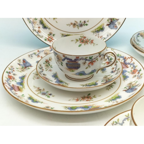 788 - Roya Worcester 14 Pieces to include Cups and Saucers (5), Serving Pates (2) and Breakfast Cup and Sa... 