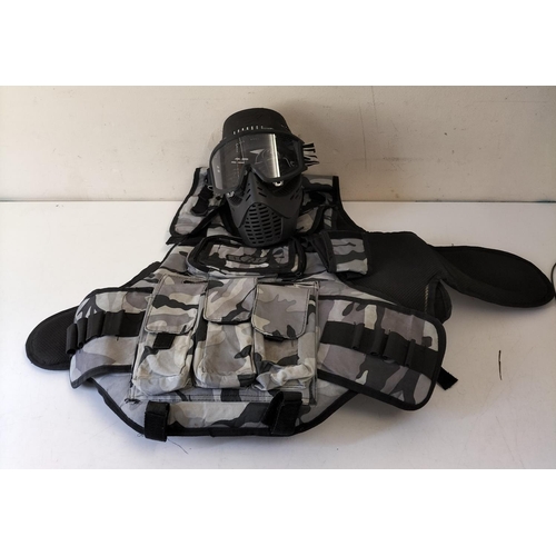 413 - Adjustable Flak Jacket, Face Mask and Goggles.