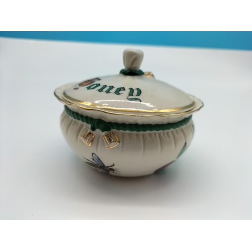 40 - W.H.Goss Honey Pot. 9cm High, 11cm Diameter.