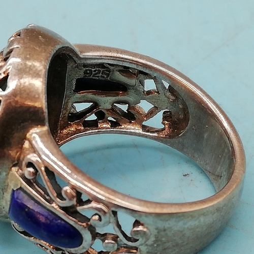 447 - 925 Silver and Blue Stone Ring.