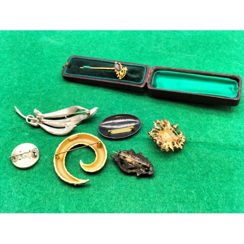 103 - Vintage Brooches (6) plus Stick Pin.