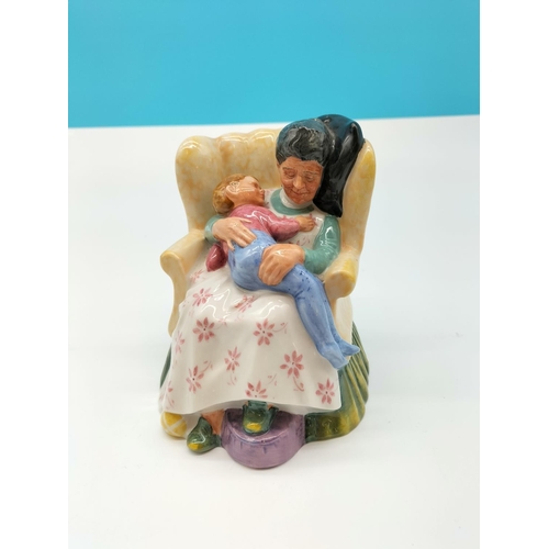 268 - Royal Doulton 12cm Lady Figure 'Sweet Dreams' HN2380.