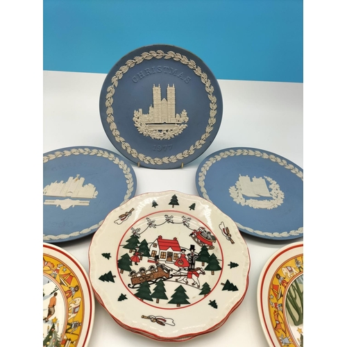 301 - Collectable Christmas Plates (8) to include Mason's Christmas Village, Wedgwood Jasper, etc. 21cm Di... 