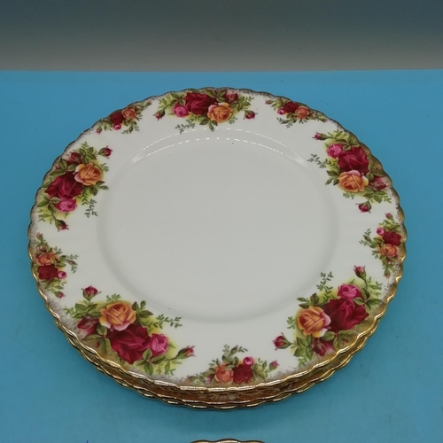 329 - Royal Albert 23.5cm Lunch/Salad Plates (6) in the 'Old Country Roses' Pattern. First Quality. Early ... 