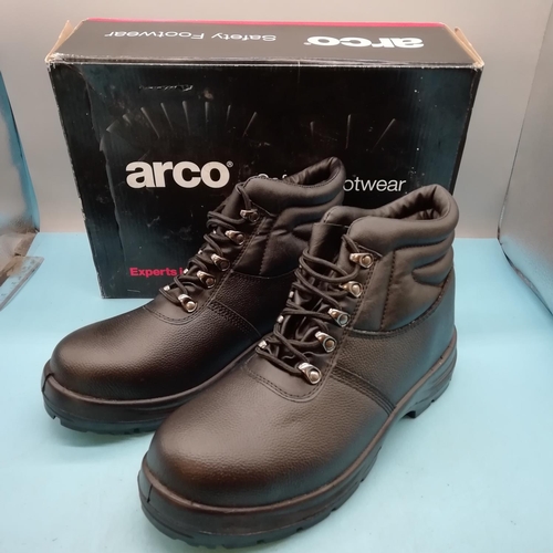 348 - Boxed Arco Black Safety Boots UK Size 9, EU 43.