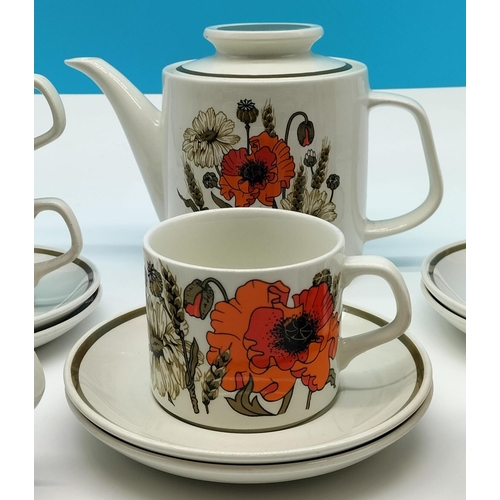 486 - Retro J & G Meakin 14 Piece Part Tea Set in the 'Poppy' Pattern to include Cups and Saucers (6), Mil... 