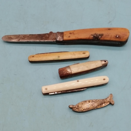 491 - Vintage Pocket Knives (5). Largest being 15cm.