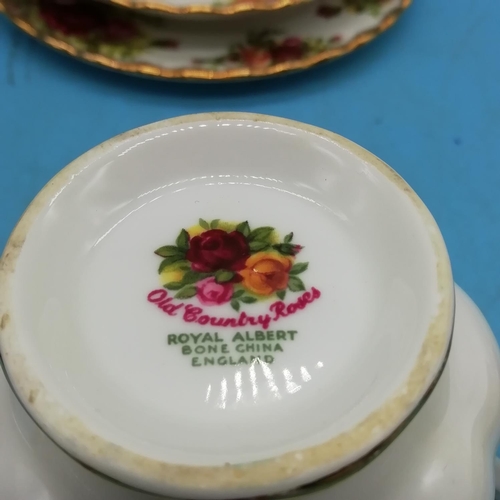 532 - Royal Albert Trios (6) in the 'Old Country Roses' Pattern. First Quality. Early Backstamp 1962-1973.