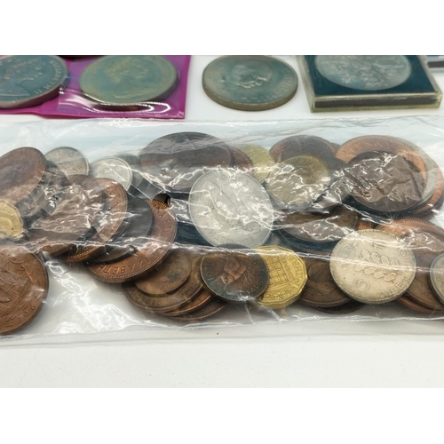 648 - Collection of Coins and Commemorative Coins.