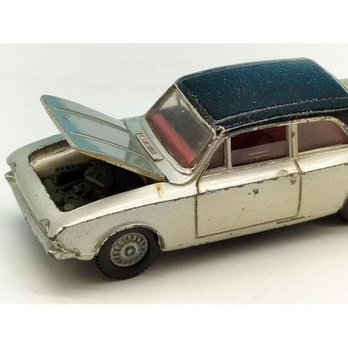 650 - Dinky Toy 'Ford 2000E Corsair' Car. 11cm Long.