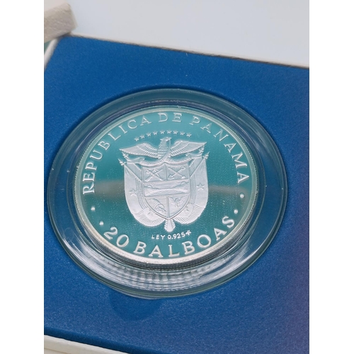 40 - 1972 Silver 925 Panama 20 Balboas Coin. Uncirculated in Presentation Box with Certificate of Authent... 