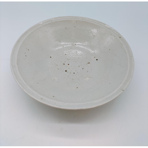 252 - Chinese Song Period Ivory White Porcelain Serving Bowl. 24cm Diameter.