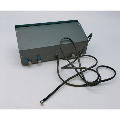 553 - Hammant & Morgan Ltd Duette Twin Supply Power Unit.