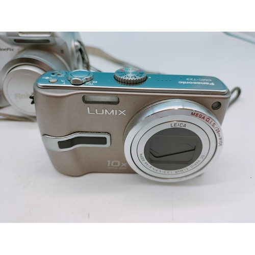 556 - Collection of Cameras to include Fine Pix 2800 Zoom, Lumix DMC T23, Sony Cyber Shot DSC - S930 Trave... 