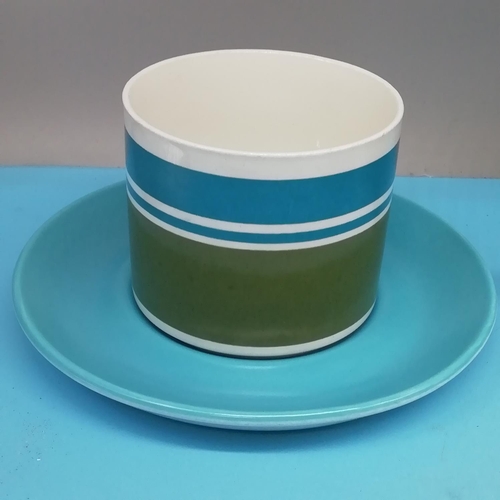 572 - 1970's J & G Meakin 15 Piece Coffee Set in the 'Elite' Pattern.