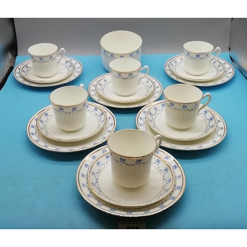 608 - Grafton China 19 Piece Part Tea Set in the 'Beau and Garland' Pattern.