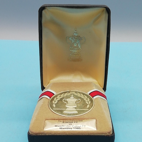 5A - Boxed FA Challenge Cup Medal - Everton v Man Utd 1985.