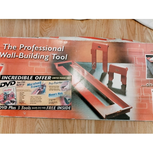 583 - Boxed Bricky Wall Building Tool.
