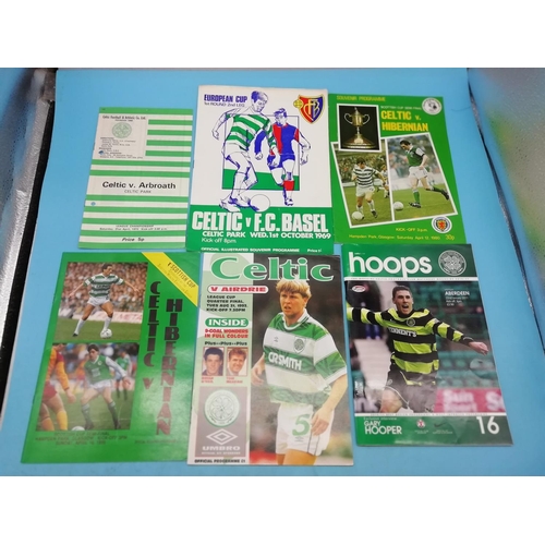 135A - Collection of Approx 27 Glasgow Celtic Football Programmes including Intercontinental Cup v Racing C... 