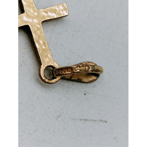 174 - Rolled Gold Cross Pendant.