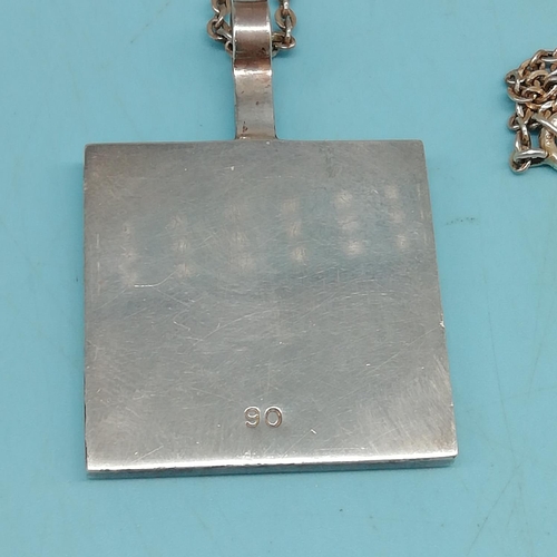 184 - Scottish Silver Pendant on Chain 18 Grams.