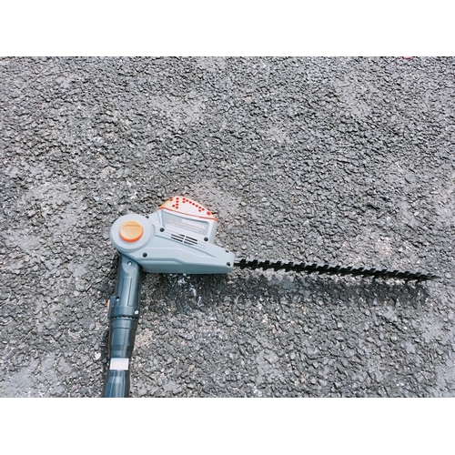 191 - Terratek 550w Long Reach Hedge Trimmer with Manual W/O. Collection Only.