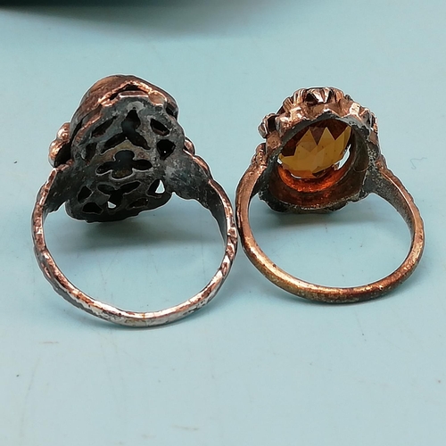 240 - White Metal Ladies Rings (2).