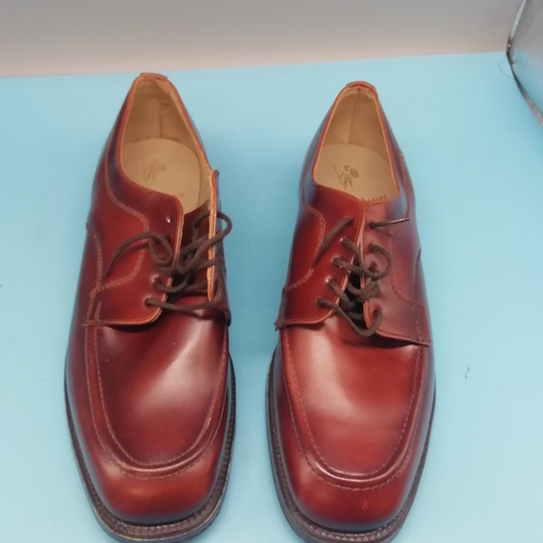 244 - As New and Unworn Gent's Leather Tan Coloured Shoes. Size  9.