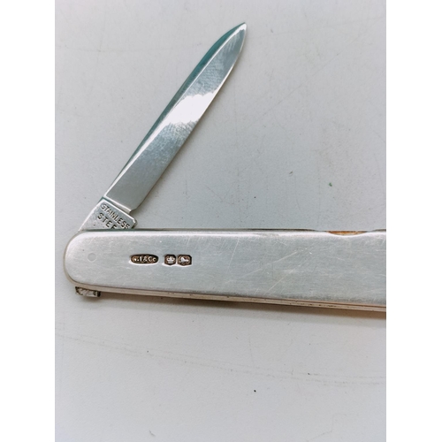 46 - Hallmarked Silver Handled Steel Blade Pocket Knife.