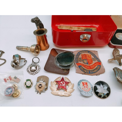 608 - Small Tin of Mixed Items to include Military Buttons, Lead Figure, Pin Badges, etc.