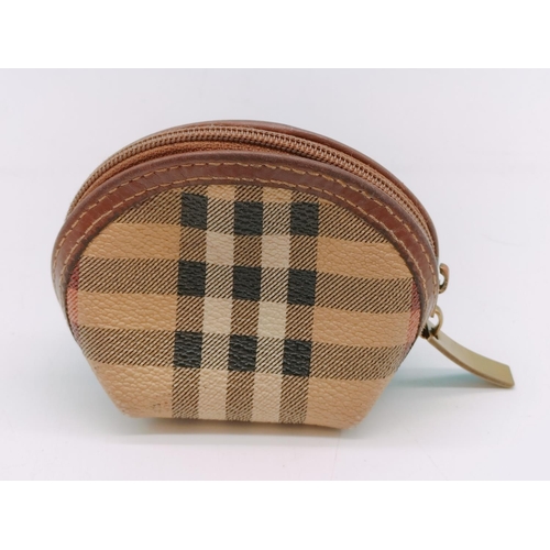 103 - Vintage Burberry Coin Purse. 9cm x 8cm.