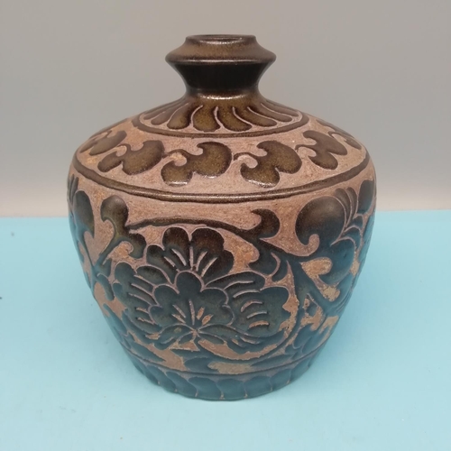 60 - Chinese Cizhou Ware, possibly Song Dynasty Vase with Floral Decoration. 15cm High x 15cm Diameter.