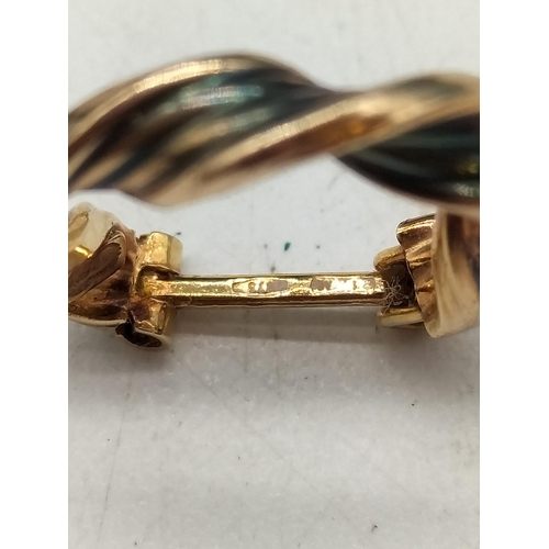 61 - 9ct Gold Scrap Items. 2.8 Grams.