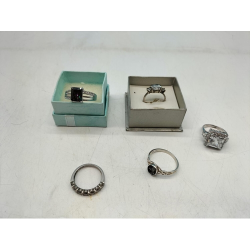 Lot 128       
