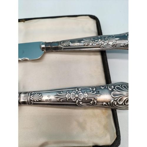 10 - Boxed Set of 6 Butter Knives with Silver Plate Handles plus Bread Knife and Cake Slice with Hallmark... 