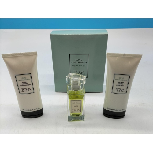 10A - Tova, Beverley Hills 'Love Everlasting' Discovery Set to include 30ml Eau de Parfum (Part Used) plus... 