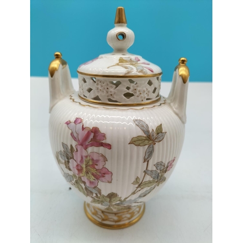 17 - Victorian c1890-1895 Wedgwood 20cm Lidded Pot Pourri Holder. Rd No 147186.