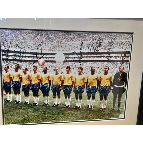 717 - Framed and Mounted Brazil 1970 World Cup Winners Print. Signed by Pele, Carlos Alberto, Britto, Feli... 