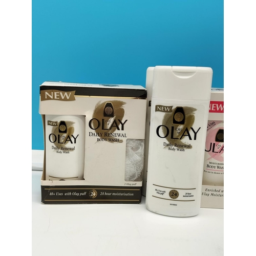 321 - Five Bottles of Olay/Ulay Moisturising Body Wash Plus Two Box Sets