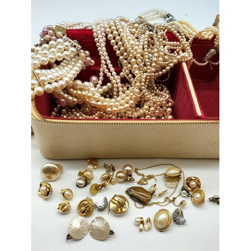 410 - Collection of Costume Jewellery to Incl. Faux Pearl Necklaces, etc