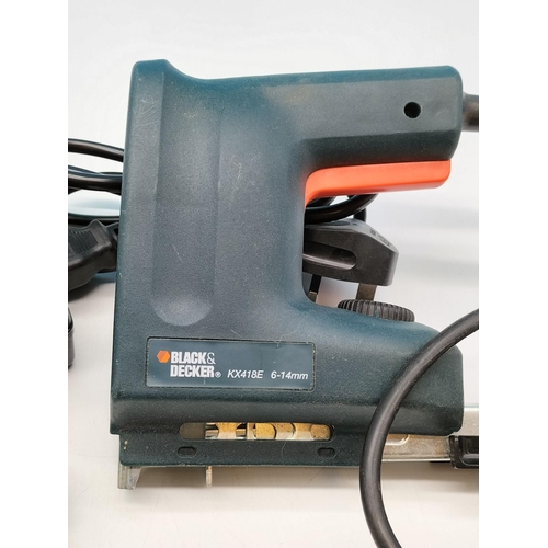 451 - Black & Decker KX418E 6-14mm Staple Gun W/O Plus 3 Pin 24v Lift/Chair Power Supply Adapter