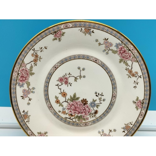 81 - Royal Doulton Canton H5052 Dinner Plates (8) 27cm Diameter. Seconds Quality