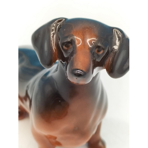 142 - Beswick Dachshund Dog Figurine, 11cm