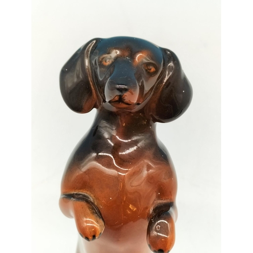 143 - Begging, Beswick Dachshund dog figurine 11cm