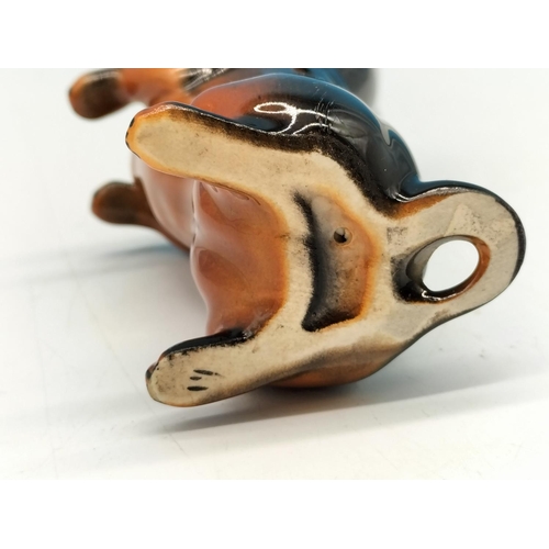 143 - Begging, Beswick Dachshund dog figurine 11cm