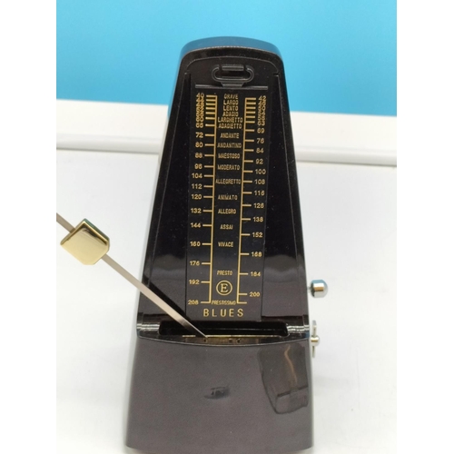 150 - Universal Mechanical Metronome, 21cm