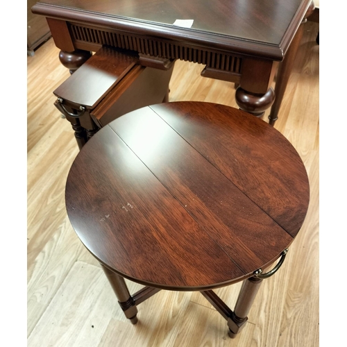 427 - 3 Piece table set with larger coffee table and two fold down occasional tables. largest 60x60x62 Col... 