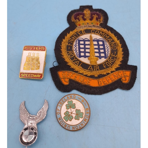 49 - Collection of pin badges and cloth blazer badges some relating to the R.A.F